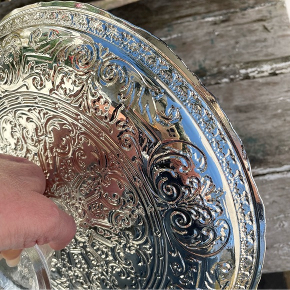 Antiqued Blue Silver Foil Embossed Glass Cake platter - Picture 13 of 16